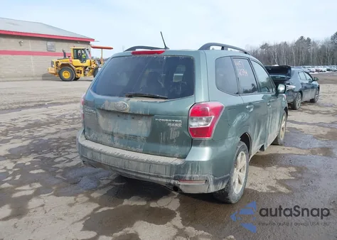 2015 Subaru Forester 2.5I Premium z USA, uszkodzony, nr VIN JF2SJADC4FH815636